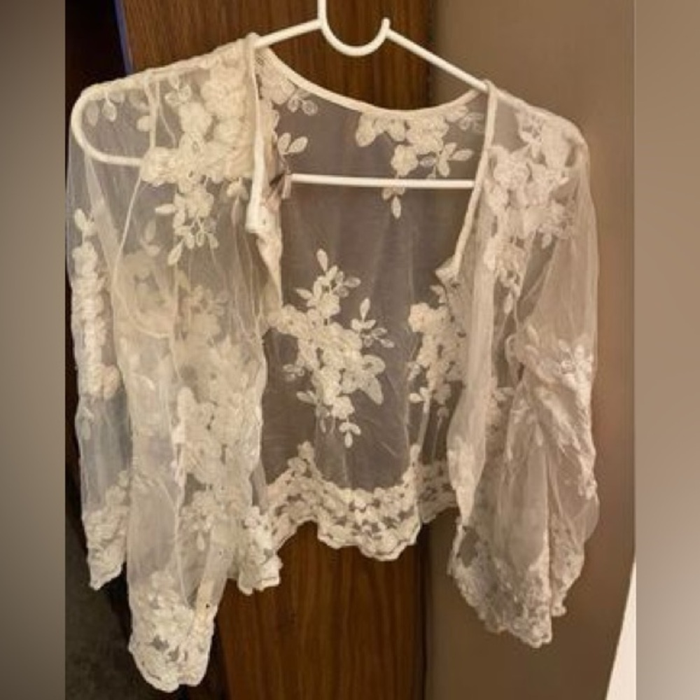 Forever 21: Women's XS: Cream Camisole: Floral Lacey